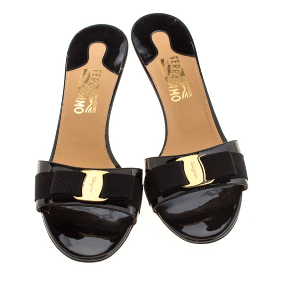 Salvatore Ferragamo Shoes - Salvatore Ferragamo Kitten Heel Black Shoes